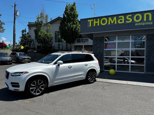 2018 Volvo XC90 AWD All Wheel Drive XC 90 T6  Momentum (7 Passenger) SUV 1