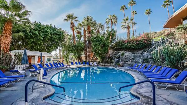 $1,400 / 2br - 800ft2 - Palm Springs Tennis Club Resort (Palm Springs)63758615031299120