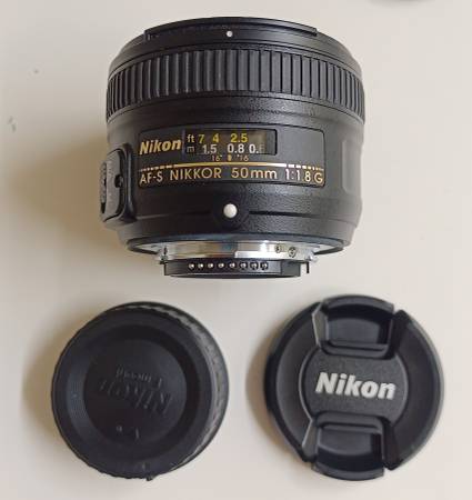Paquete de 3 lentes Nikon AF/MF (para cámaras Nikon DSLR y SLR) - $300 (Brooklyn)63471377047555124