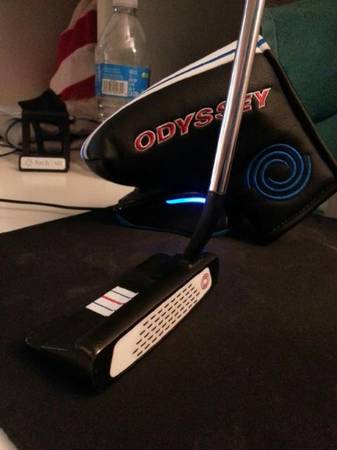 Like New Odyssey Tripple Track double wide flow 35" putter golf club 1
