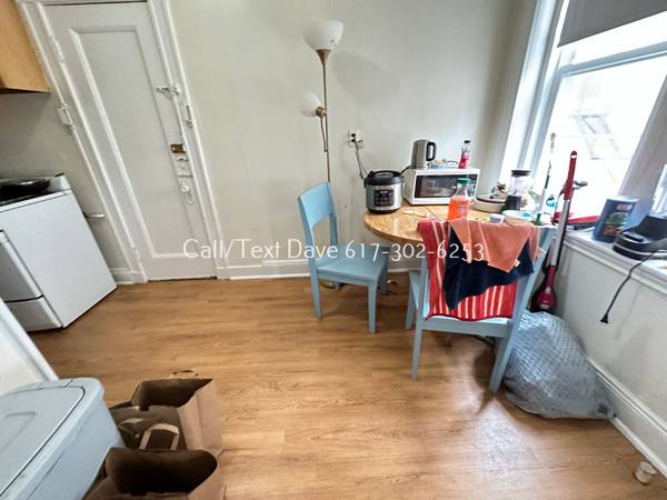 $2,400 / 2br - ¡SIN COMISIÓN DE CORRETAJE! - Legítimo de 2 HABITACIONES en ALLSTON! (Allston)63655201952643123