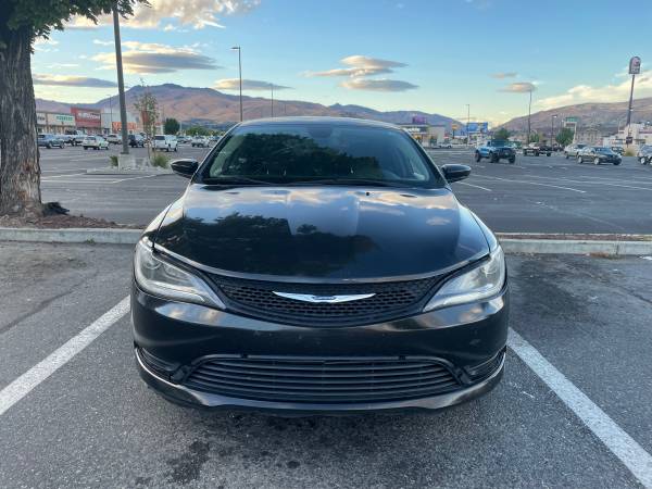 2015 Chrysler 200 - $5,850 (Wenatchee)63442546493315122