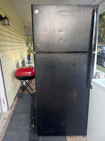 Working fridge 1