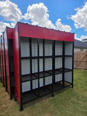 INSTALLATION CONTRACTOR / HANDYMAN NEEDED 1