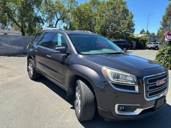 ONE OWNER-2014 GMC ACADIA SLT-2-clean car fax/title-BELOW RETAIL - $8,299 (santa rosa)63470586207361123