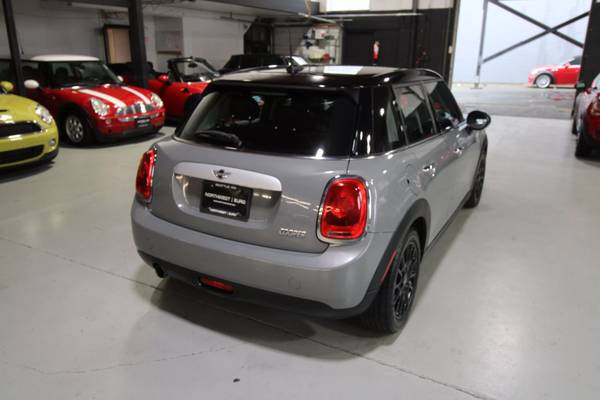2015 F55 MINI COOPER MOONWALK GREY 75K NEUMÁTICOS NUEVOS Perfecto para Trayectos Diarios - $11,800 (Especializados SOLO en MINIs / FINANCIAMIENTO DISPONIBLE)63617245942915123