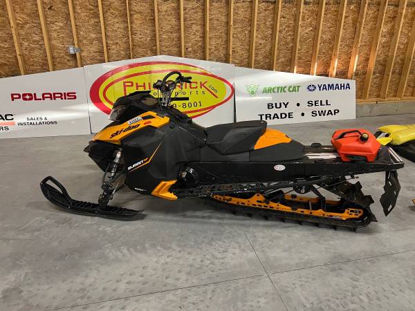 2014 Ski-Doo skidoo summit 800 etec with reverse 5027 miles Will Trade 1