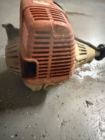 Stihl HL90k commercial hedge trimmer 1