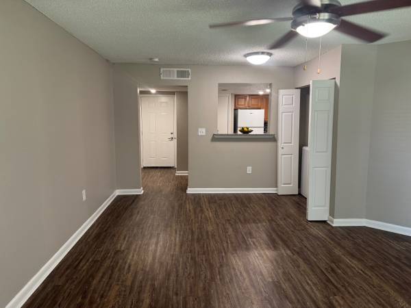$1,279 / 1br - 796ft2 - 🗝️ Don't miss out – schedule a tour today! 📞📩 (Metairie)62951653893379124