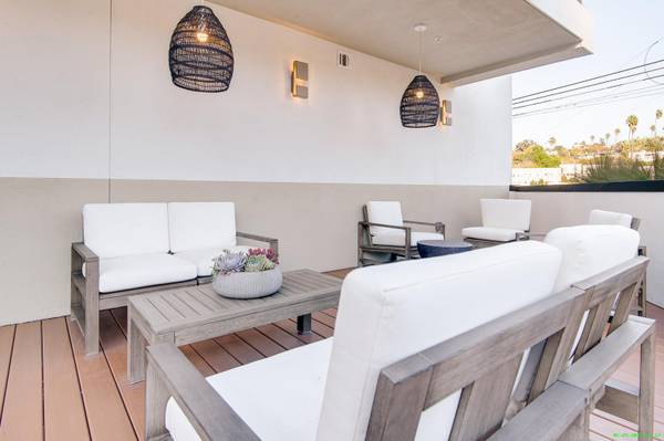 $2,595 / 475ft2 - Virtual Tour ^ Studio in Silver Lake ^ Pet-Friendly ^ Central A/C (Silver Lake / East Hollywood Adj)63953216113411124