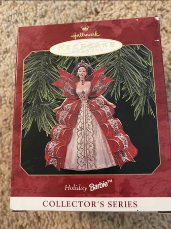 Hallmark Ornament Holiday Barbie #5 1997/ 1