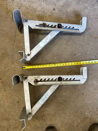 Ladder jacks 1