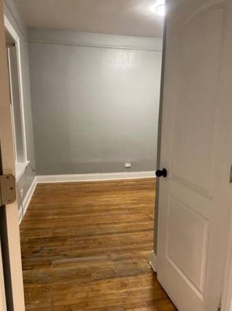 $1,725 / 3br - 3 LARGE BEDROOMS 1BATH NEWLY RENOVATED (CHICAGO)63844192121601124