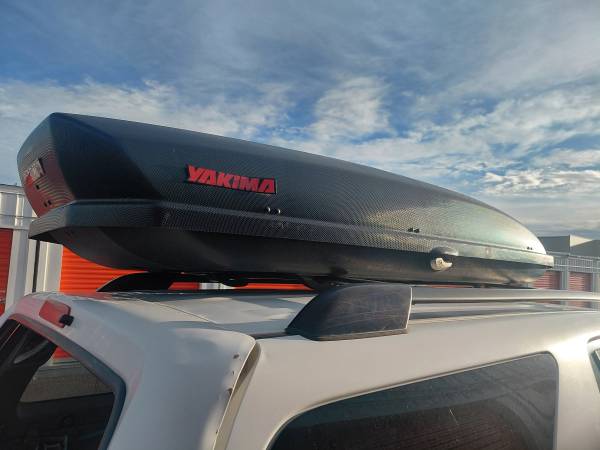 Yakima sky box 1