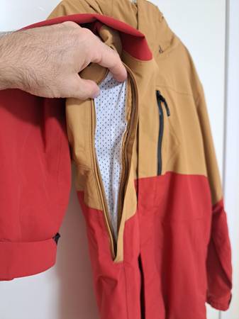 Volcom Gore Tex Snow Jacket & Pants - sporting goods - by