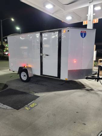 Enclosed Cargo Trailer. Towing moving Storage. 12x6x6 1