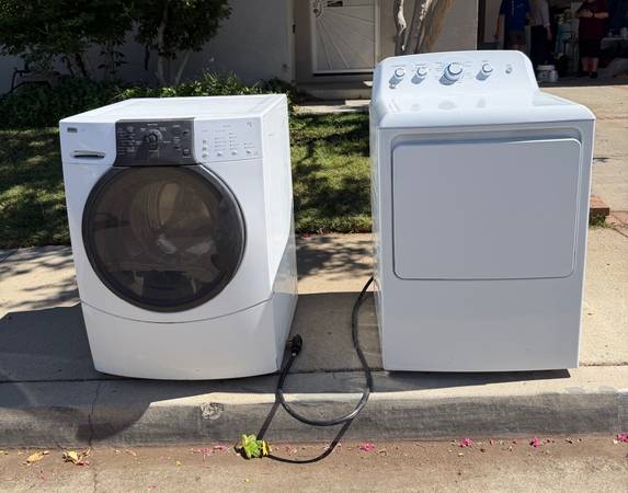 CURB ALERT Kenmore Washing Machine & GE Electric Dryer 1