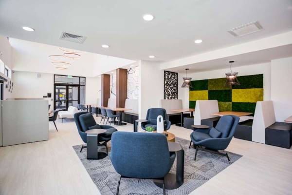 $2,245 / 2br - 942ft2 - Playground, We Space, 2 Bed (Southport)64043838700801123