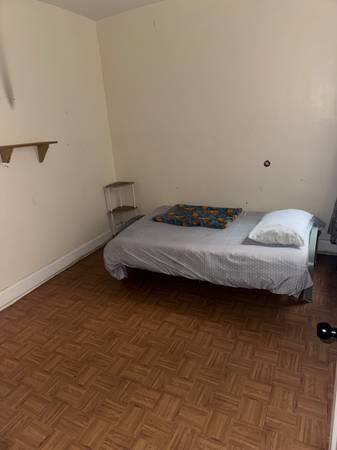 Shared rooms for rent
$250
Bronx Shared rooms for rent
$250
Bronx
