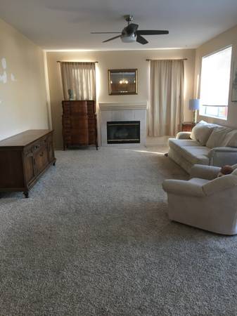 $975 / 4br - Must See Room in OCEANSIDE Private home63819204879105123