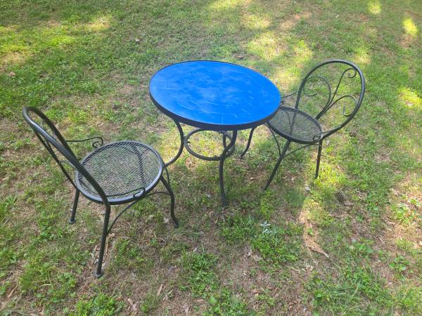 Nice 3 Piece Patio Set 1
