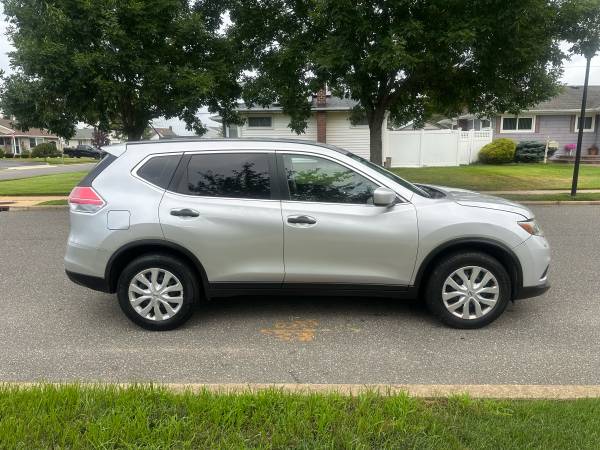 2016 NİSSAN ROUGE - $4,900 (Long ısland)63654718956929123