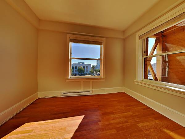 $2,095 / 1br - Bright, Convenient & Connected – 1BR with 99 Walk Score! (oakland lake merritt / grand)63873331954179124