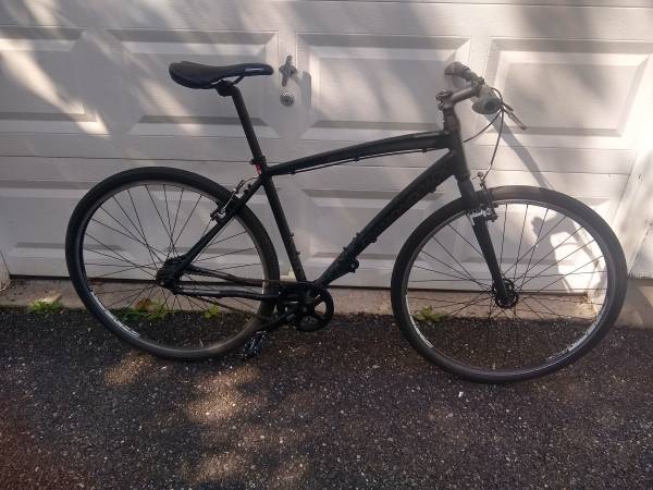 Diamondback single speed/fixie bicycle (5'6"-6') 1