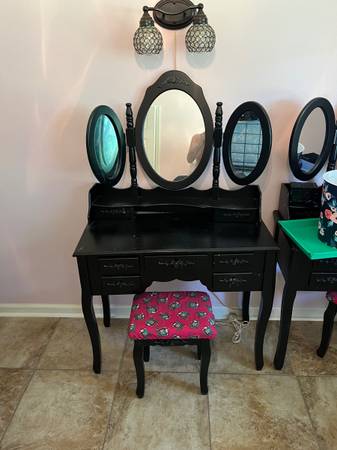 Vanity 1