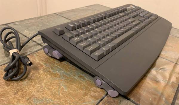 vintage 90s Darwin SKR-2033 NoteBoard PS/2 keyboard laptop computer - $125 (Midtown West)63471138041475123