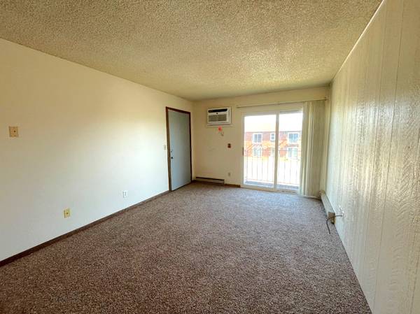 $995 / 2br - 700ft2 - 🏡 2BR/1BA – All Utilities Included! | $995/mo | Cat-Friendly | (Eau Claire, WI)63845959808001123