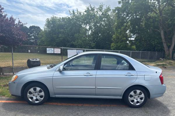 Kia Spectra - low miles & great condition! $5k or best offer! - $5,000 (Seattle)63623566605953123