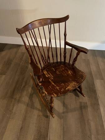 Nichols & Stone Windsor Armchair – Solid Wood 1