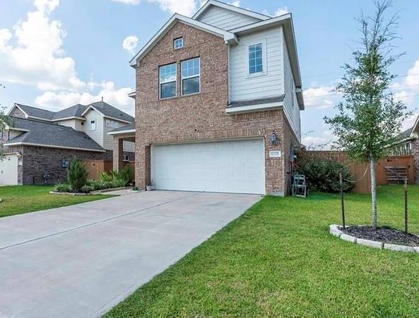 4 Bed 3/bath House For Lease 1