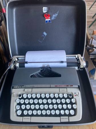 Typewriter 1