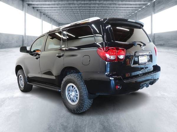 2019 Toyota Sequoia 4x4 4WD SR5 SUV - $46,999 (Escondido Auto Super Center)63476372625665123