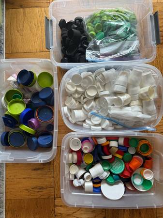Hundreds of bottle caps for free 1
