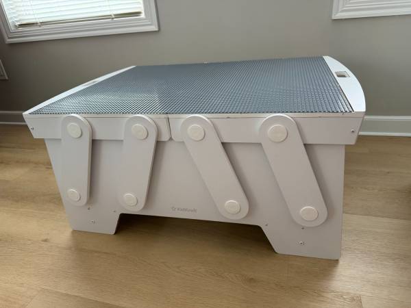 Lego Table 1