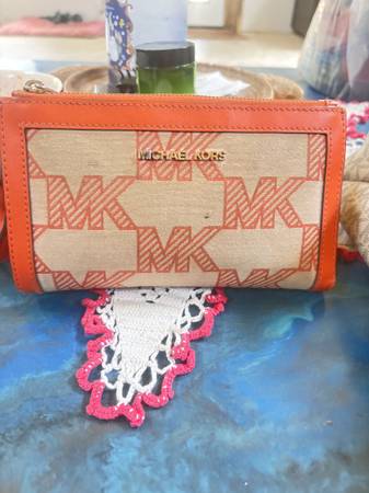 MK WALLET 1