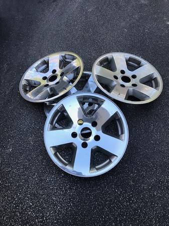 Ram R17 wheel covers (4) 1