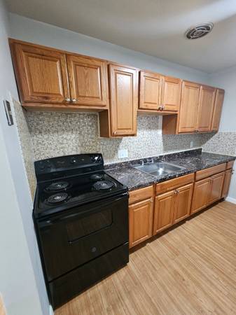 $1,950 / 1br - Mattapan 1 Bed/1 Bath Apartment | Near Morton Street (Mattapan)63699276530305124