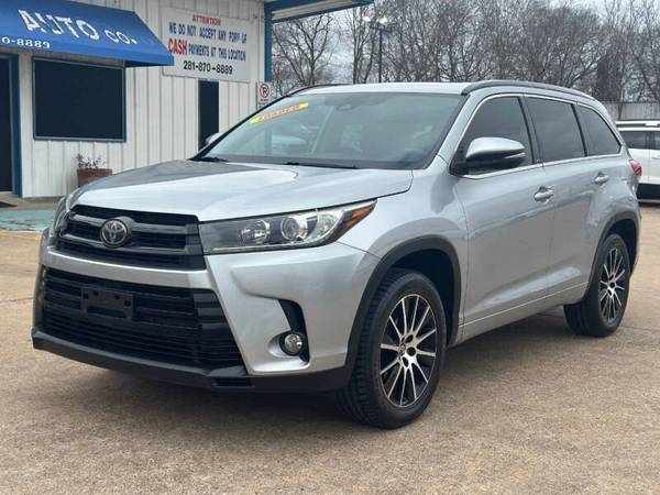 2018 Toyota Highlander XLE . . . $3500 down . . 1