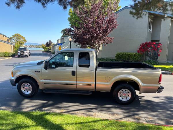 2000 Ford F250 7.3 power stroke transmisión manual - $13,500 (san mateo)63622721656193122