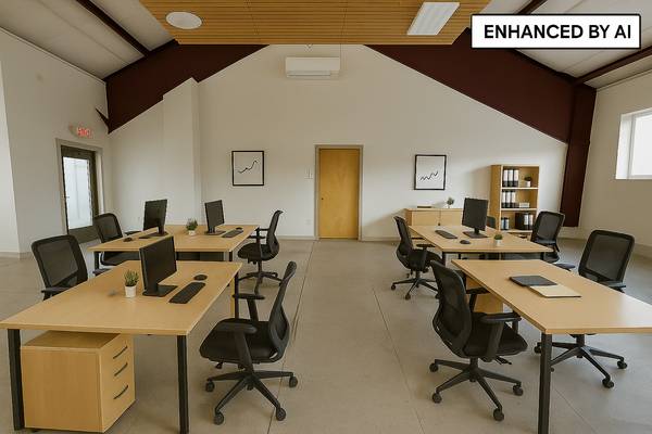 $1,917 / 988ft2 - Beautiful, Sunny Office/Artist Studio (Centrally Located)63659832944771121