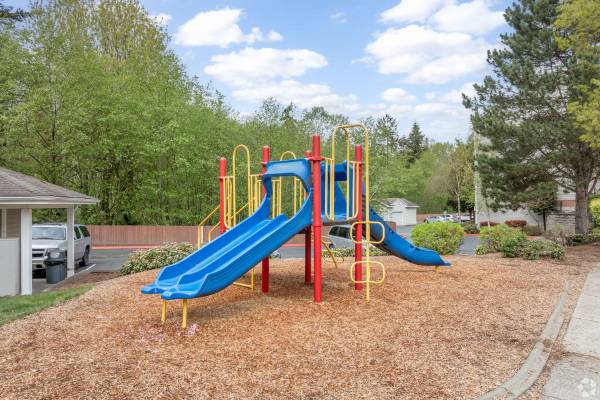 $1,699 / 2br - 968ft2 - Light Where You Want It. Space Where You Need It. (1707 Merrill Creek Pkwy, Everett, WA)63874307697283124