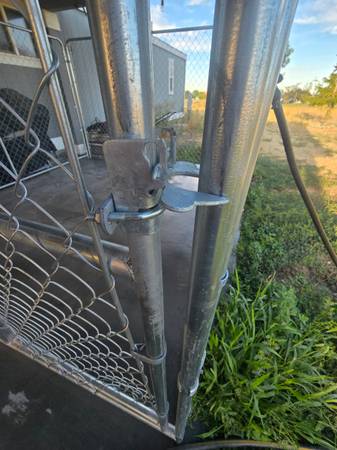 Casa para perros de eslabones de cadena (Kennewick/Finley)63411060899073121