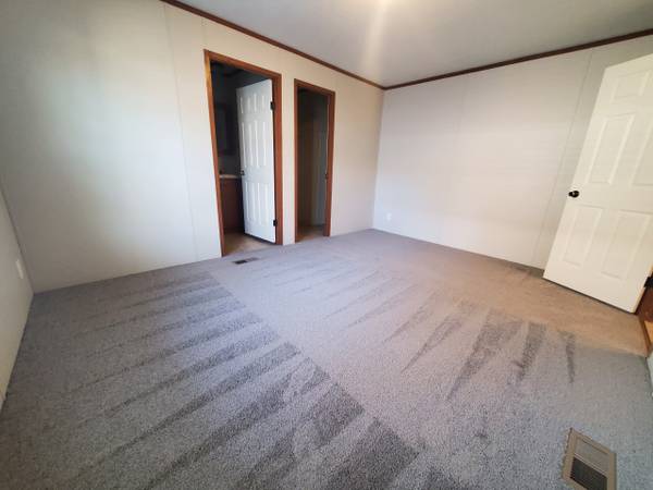 $1,249 / 3br - 1056ft2 - COMING SOON! Beautiful 2015 Home Unit 51 (Groveland Manor)63937875918594122