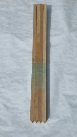 36" Oak Stakes – Pointed 1