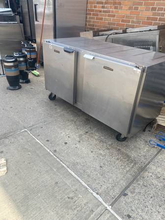 5 ft low boy refrigerator restaurant equipment 1