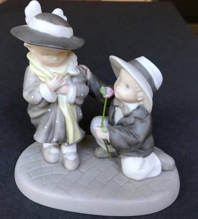 Children Figurine 1